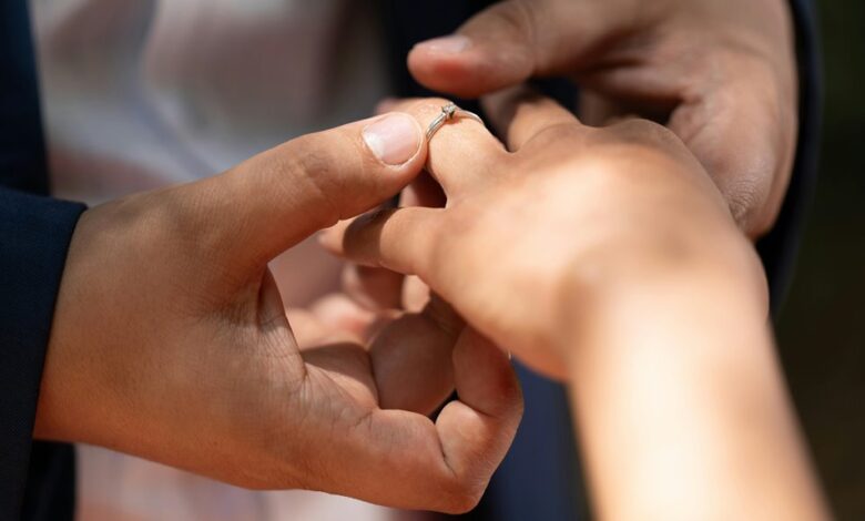 drive engagement with pulse beacon