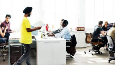 How Employee Reviews Can Help With Career Decisions